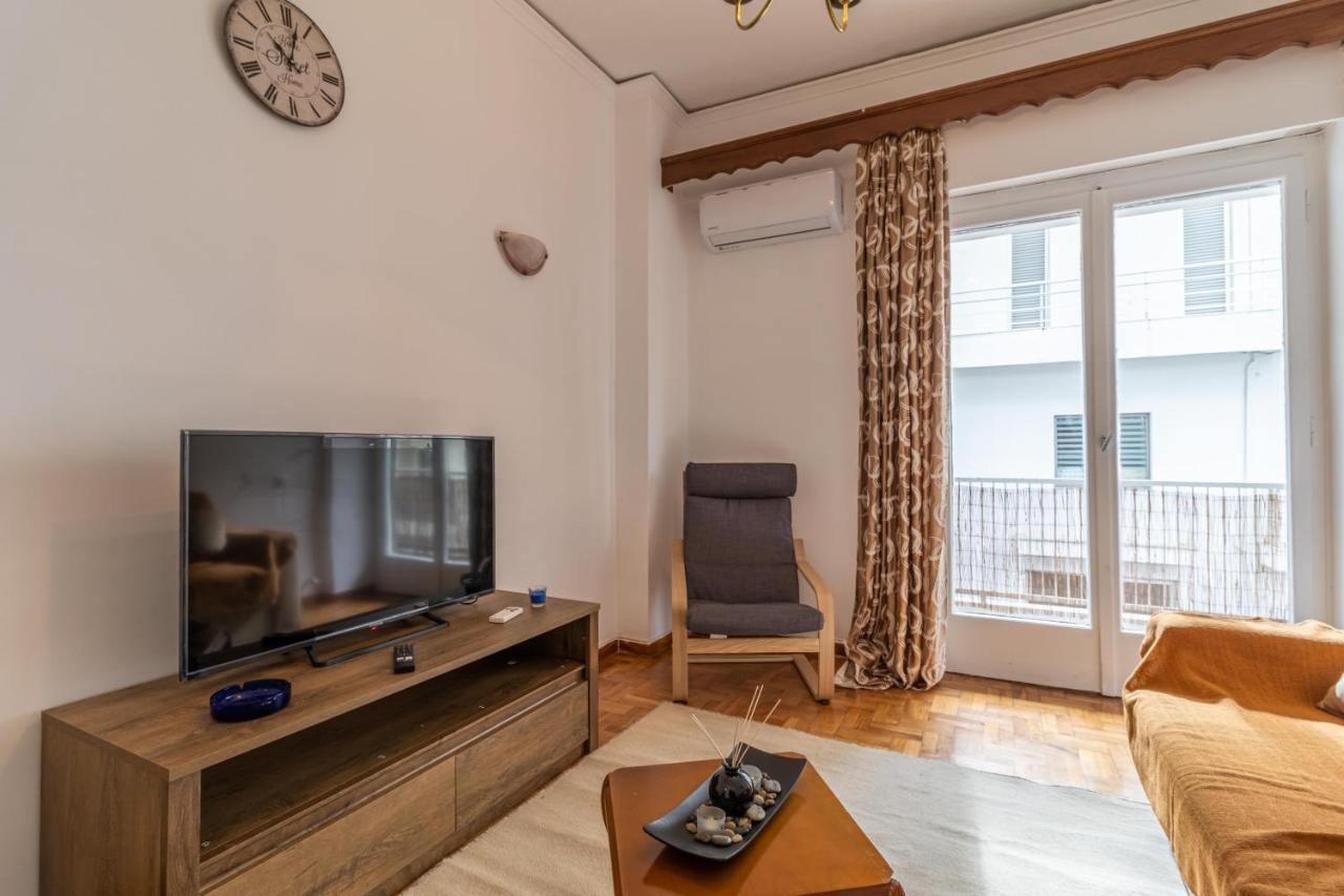 Studio Melange In Loutraki Dt Exterior photo